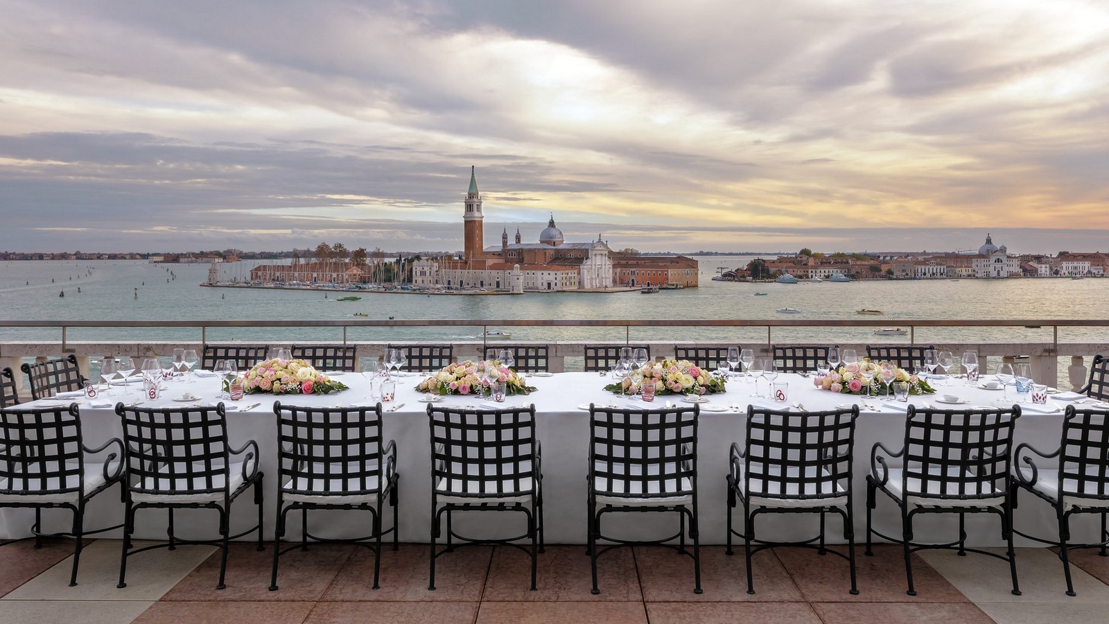 Evento set-up Terrazza Danieli Evento set-up Terrazza Danieli