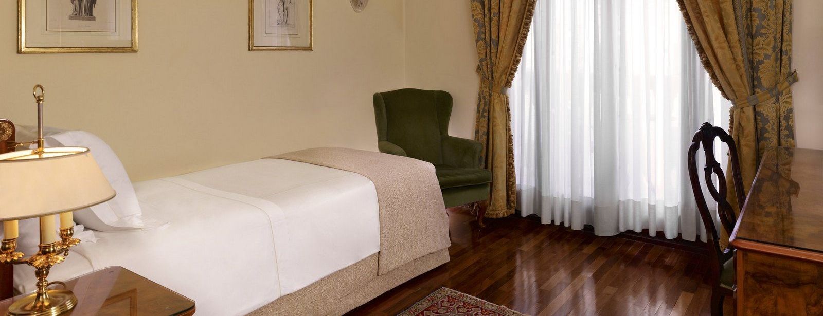 Superior room